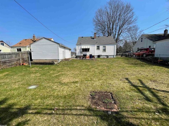193 Scott Lake Road, Waterford Twp, MI 48328
