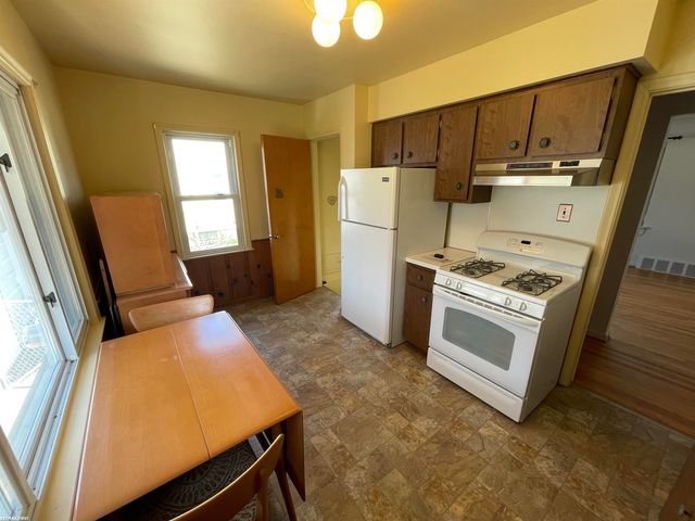 193 Scott Lake Road, Waterford Twp, MI 48328