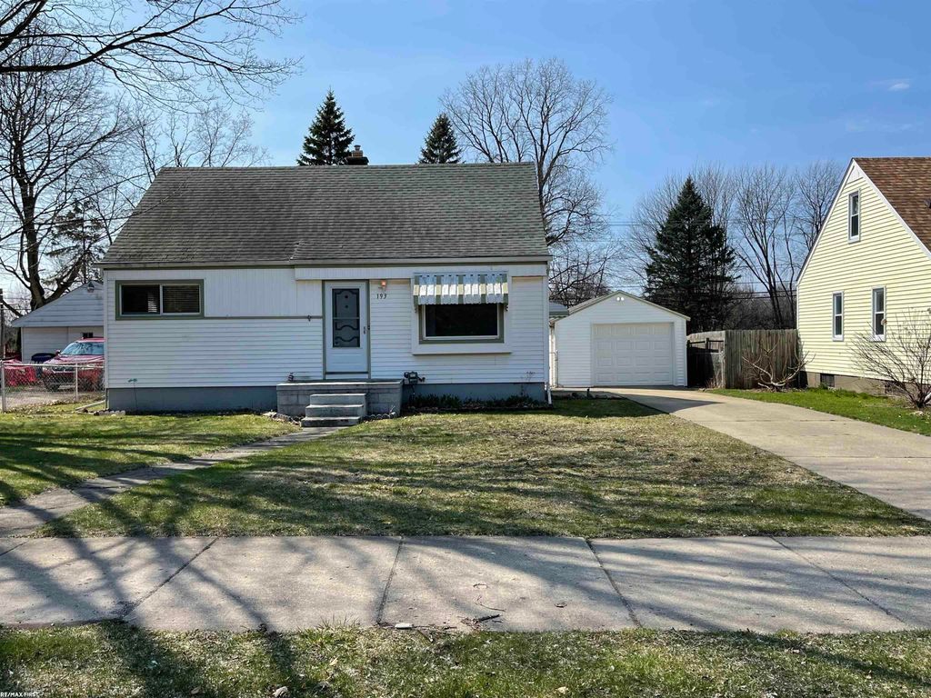 193 Scott Lake Road, Waterford Twp, MI 48328