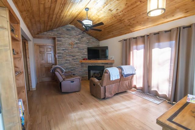 34 Lookout Ridge Road, Cleveland, GA 30528