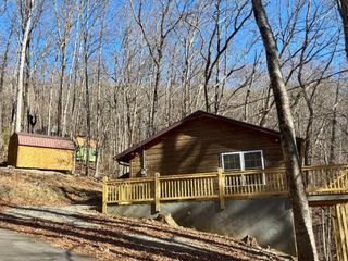 34 Lookout Ridge Road, Cleveland, GA 30528