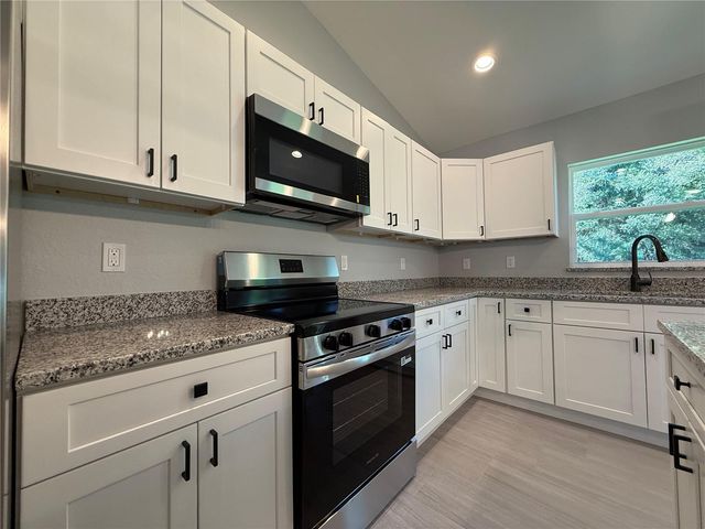 209 LOCUST PASS TRAIL, Ocala, FL 34472