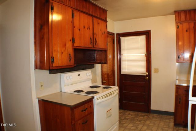 3988 Memorial Boulevard, Kingsport, TN 37664