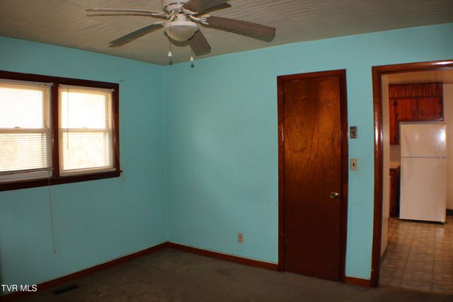 3988 Memorial Boulevard, Kingsport, TN 37664