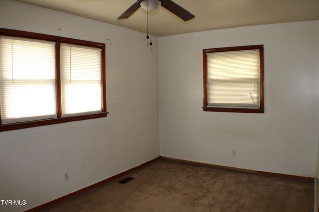 3988 Memorial Boulevard, Kingsport, TN 37664