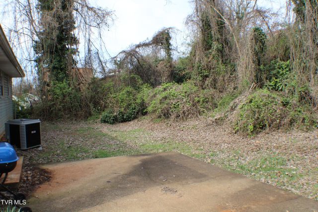 3988 Memorial Boulevard, Kingsport, TN 37664