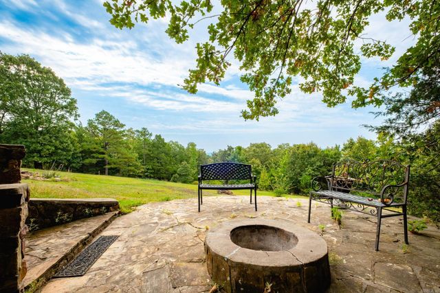18900 Dwight Little Road, Roland, AR 72135
