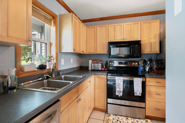 38 Hawley Rd Unit 104, Fairfax, VT 05454