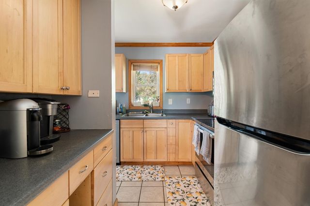 38 Hawley Rd Unit 104, Fairfax, VT 05454