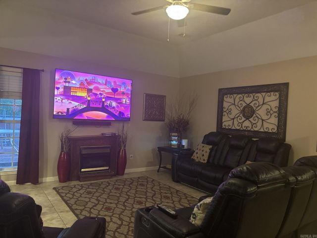 3305 Lonoke Cove, Jonesboro, AR 72404