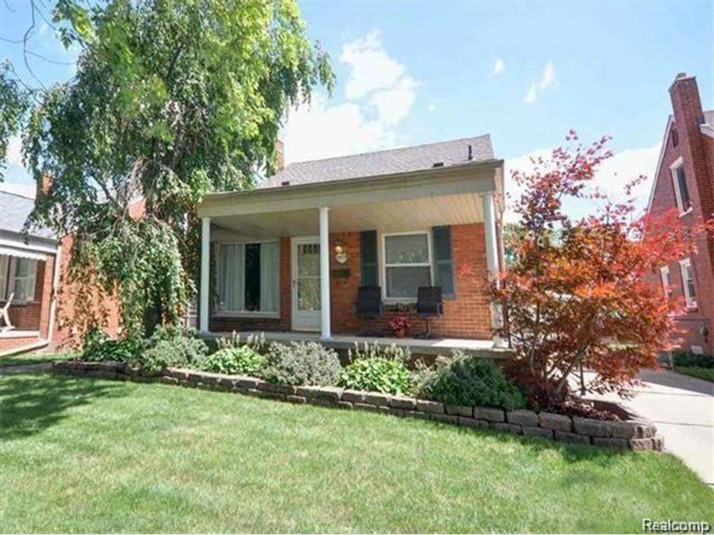 9873 Carter Avenue, Allen Park, MI 48101