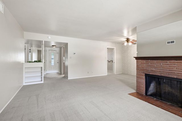 2609 Aramon Dr, Rancho Cordova, CA 95670