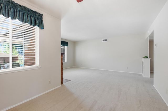 2609 Aramon Dr, Rancho Cordova, CA 95670