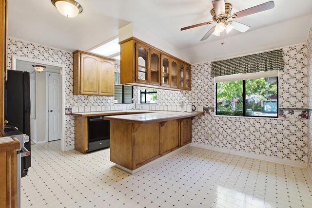 2609 Aramon Dr, Rancho Cordova, CA 95670