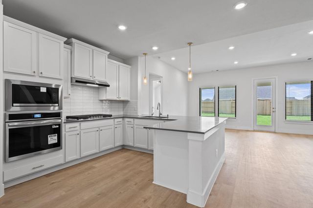 116 Black Hickory Drive, Waller, TX 77484