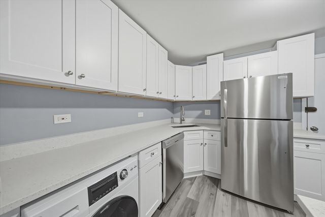 6921 N Ashland Boulevard 3A, Chicago, IL 60626