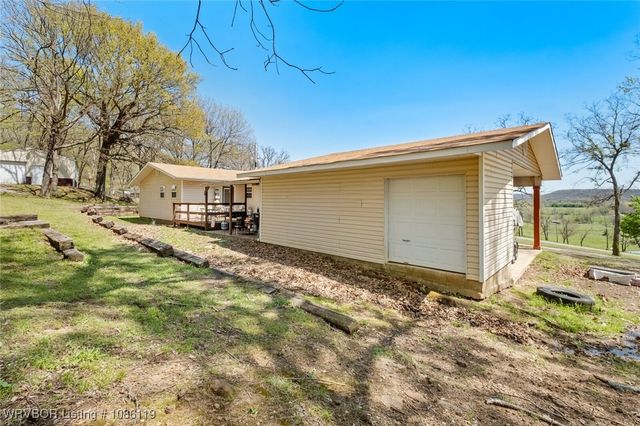 465561 Hwy 100, Stilwell, OK 74960