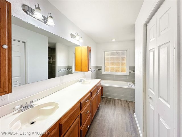 465561 Hwy 100, Stilwell, OK 74960