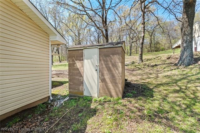 465561 Hwy 100, Stilwell, OK 74960