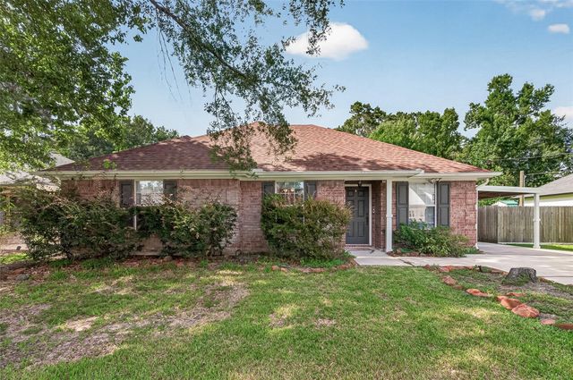 720 Springwood Drive, Conroe, TX 77385