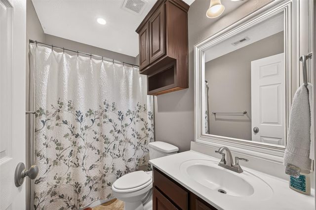 720 Springwood Drive, Conroe, TX 77385