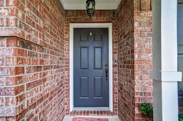 720 Springwood Drive, Conroe, TX 77385