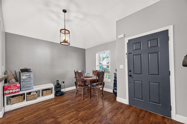 720 Springwood Drive, Conroe, TX 77385