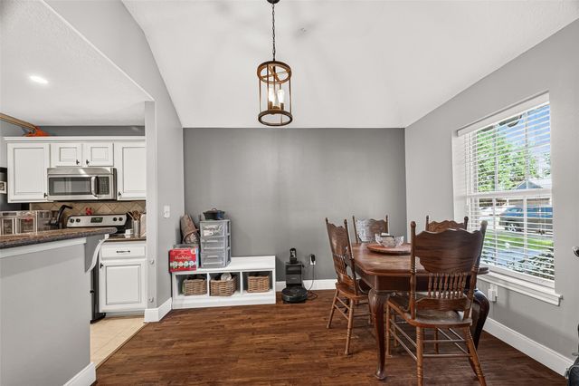 720 Springwood Drive, Conroe, TX 77385