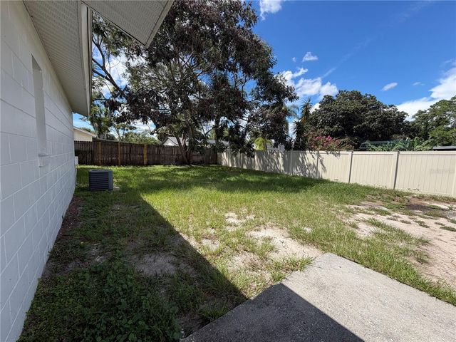 803 CALABRIA DRIVE, Altamonte Springs, FL 32714