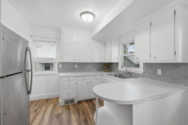 513 W 29th Street, Davenport, IA 52803