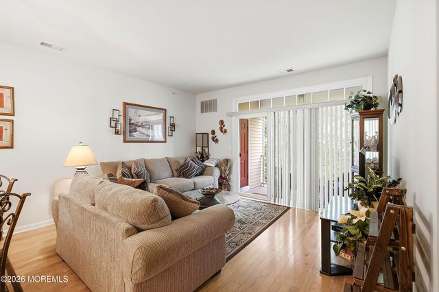 733 Amy Court, Lakewood, NJ 08701