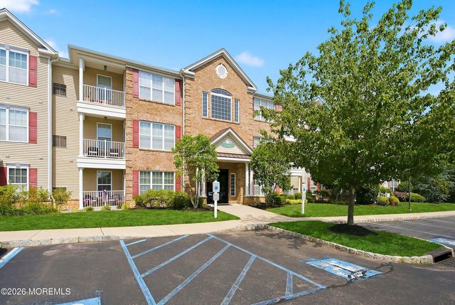 733 Amy Court, Lakewood, NJ 08701
