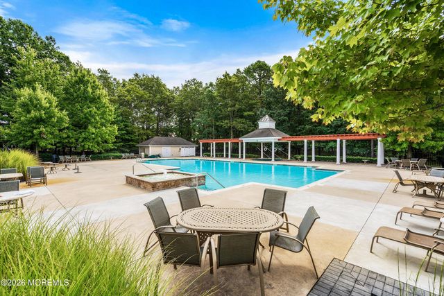 733 Amy Court, Lakewood, NJ 08701