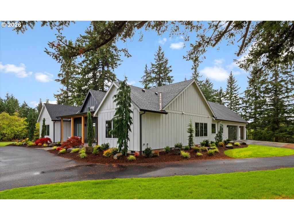 26190 Se HIGHWAY 224, Eagle Creek, OR 97022