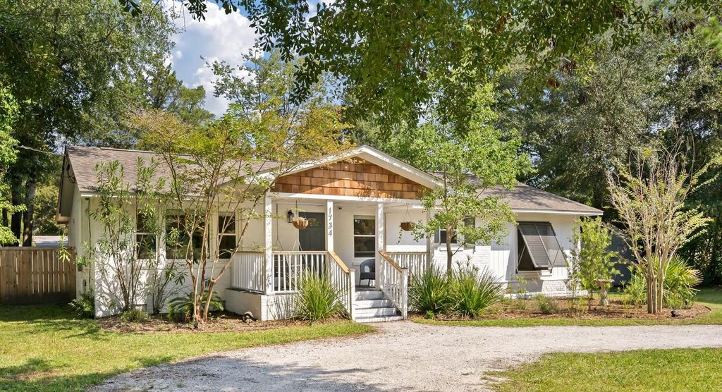 1734 Combahee Street, Charleston, SC 29412