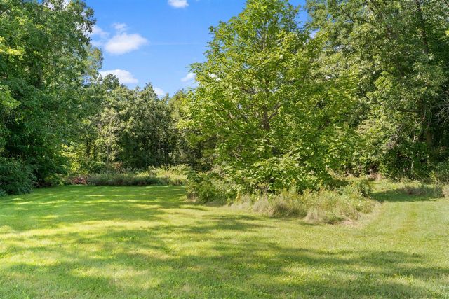 1280 Sylvan Road, Chelsea, MI 48118