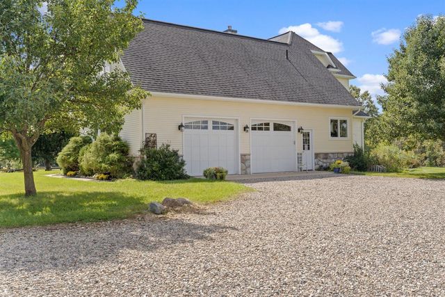 1280 Sylvan Road, Chelsea, MI 48118