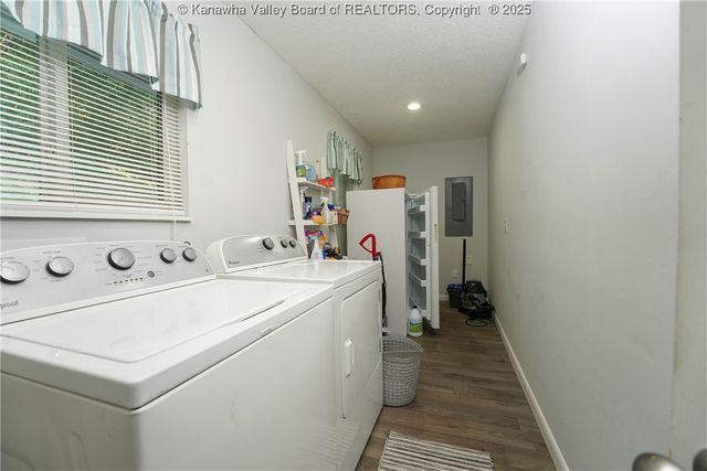 4921 Chesterfield Avenue, Charleston, WV 25304