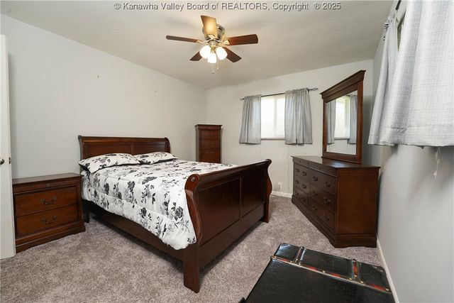 4921 Chesterfield Avenue, Charleston, WV 25304