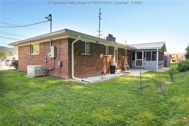 4921 Chesterfield Avenue, Charleston, WV 25304