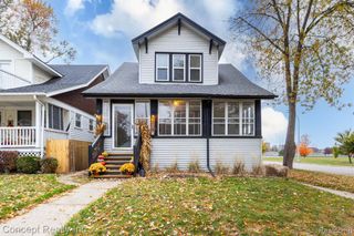 2404 3rd Street, Trenton, MI 48183