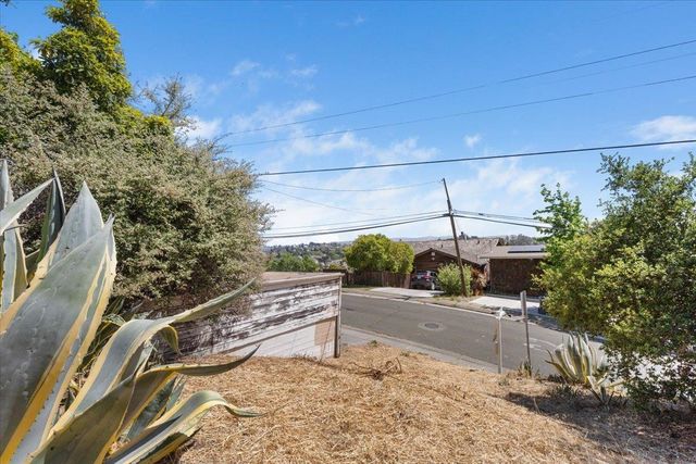 516 Hichborn Street, Vallejo, CA 94590