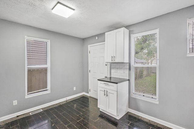 37-39 Yale Avenue, Columbus, OH 43222