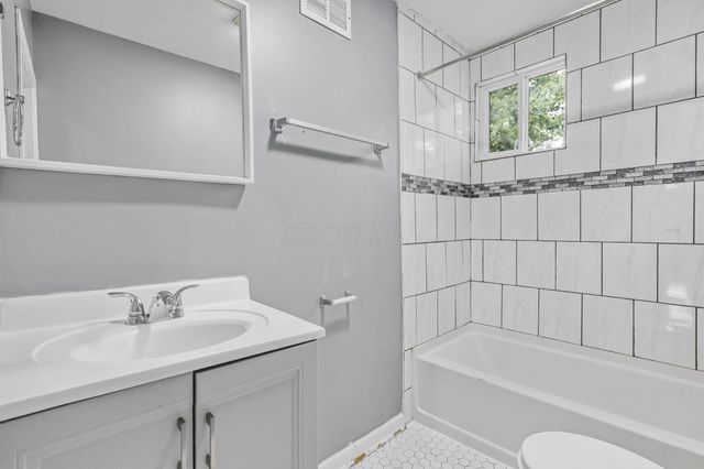 37-39 Yale Avenue, Columbus, OH 43222