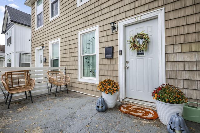 37-39 Yale Avenue, Columbus, OH 43222