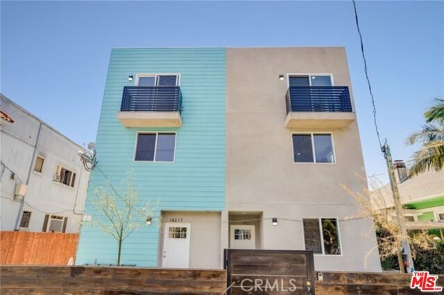 1821 S New England Street, Los Angeles, CA 90006
