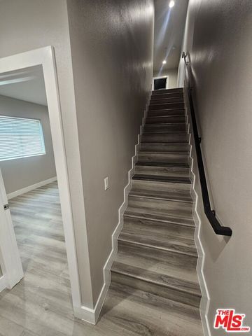 1821 S New England Street, Los Angeles, CA 90006