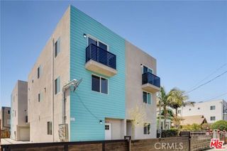 1821 S New England Street, Los Angeles, CA 90006