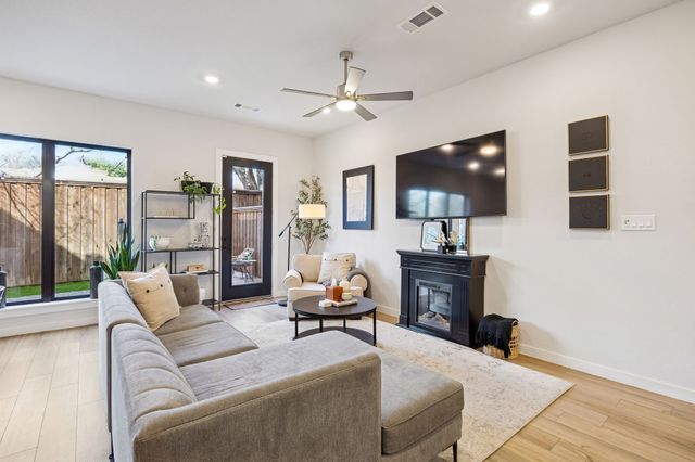 2357 Rook Drive, Dallas, TX 75211