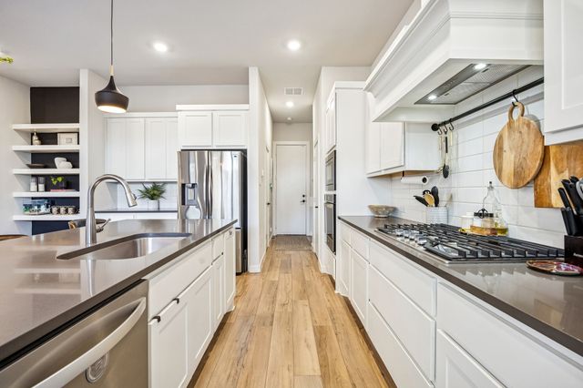 2357 Rook Drive, Dallas, TX 75211